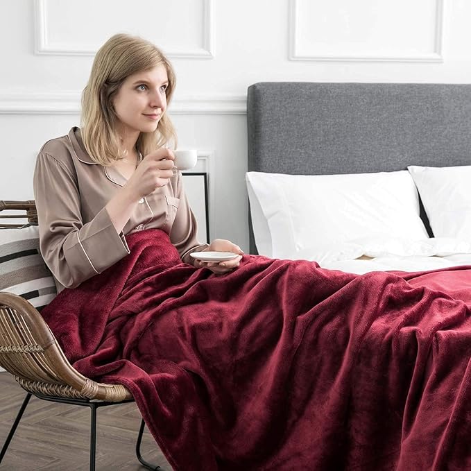 IR Imperial Rooms Fleece Blankets Queen Size 90x90 Inches- 2 Pack - Super Soft Fluffy Throw Blanket for Sofa and Bed - Warm and Cozy Lightweight 400 GSM Microfiber Bed Throws Blankets (Burgundy)