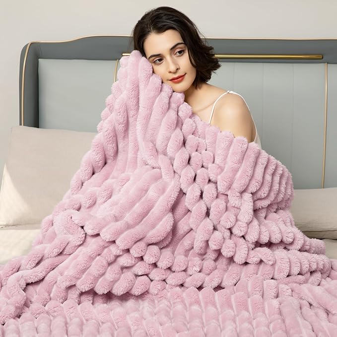 Comelady Fleece Throw Blanket for Couch,3D Ribbed Jacquard Warm Fluffy Blanket for Bed Sofa Room Decor-Lightweight Cozy Soft Throw for All Seasons(Pink,50"×60")