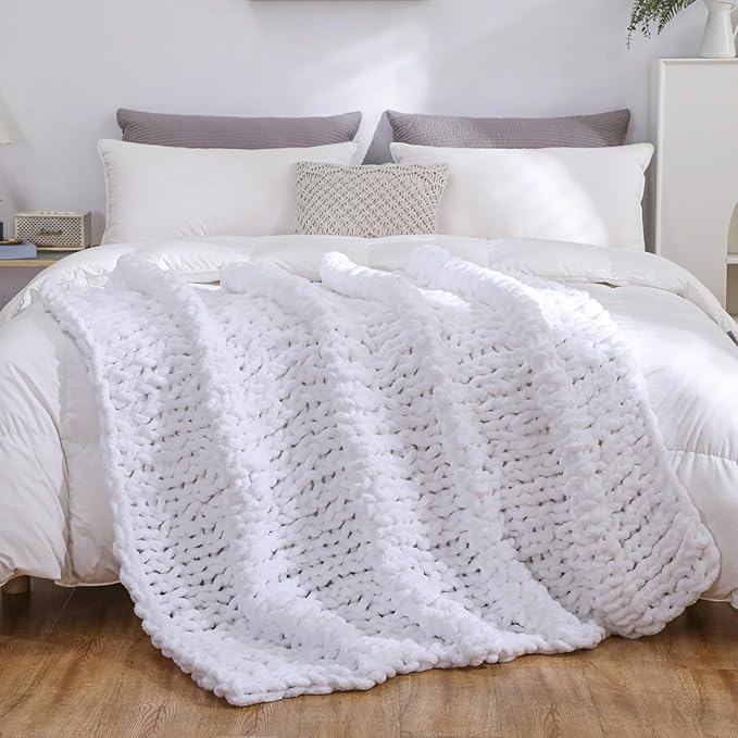 WESHIONGOO Chunky Knit Blanket Throw Knitted Throw Blankets for Couch Bed Fluffy Soft Blanket with Jumbo Chenille Yarn Thick 100% Handmade (White, 51"×63")