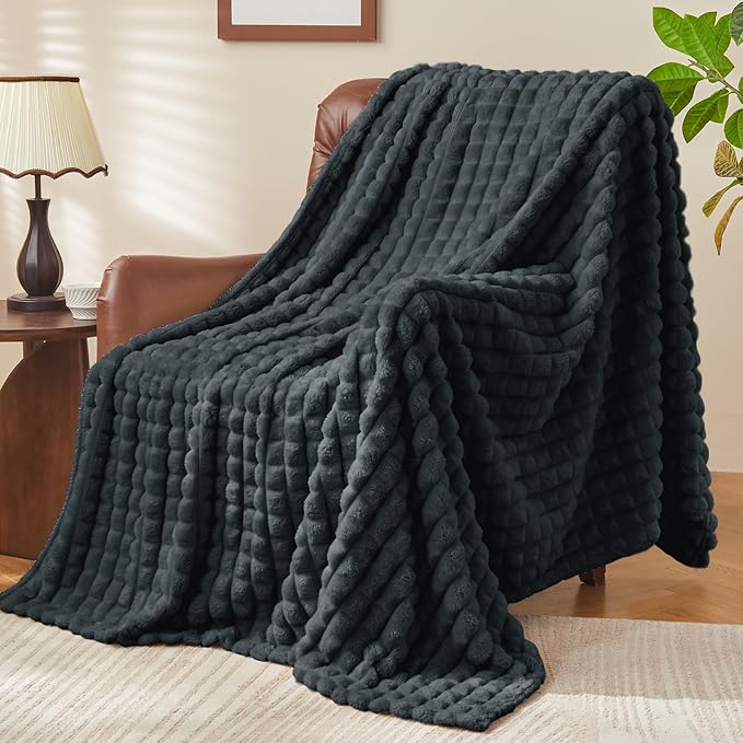BEDELITE Charcoal Gray Throw Blanket for Couch and Bed- Super Soft and Warm 3D Checkered Fluffy Fuzzy Fleece Blanket, Luxurious Plush Cozy Blanket for Room Decor Spring, 50x60 inches