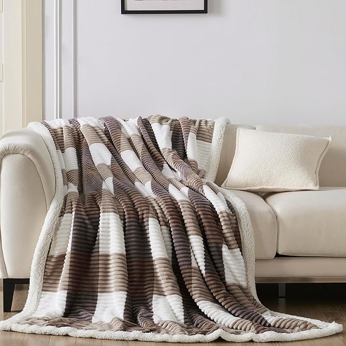 Sherpa Fleece Throw Blanket for Couch, Fluffy Plush Warm Fuzzy Blanket for Women and Men, Cozy Thick Soft Twin Blanket for Bed, Beige, 60x80 Inches