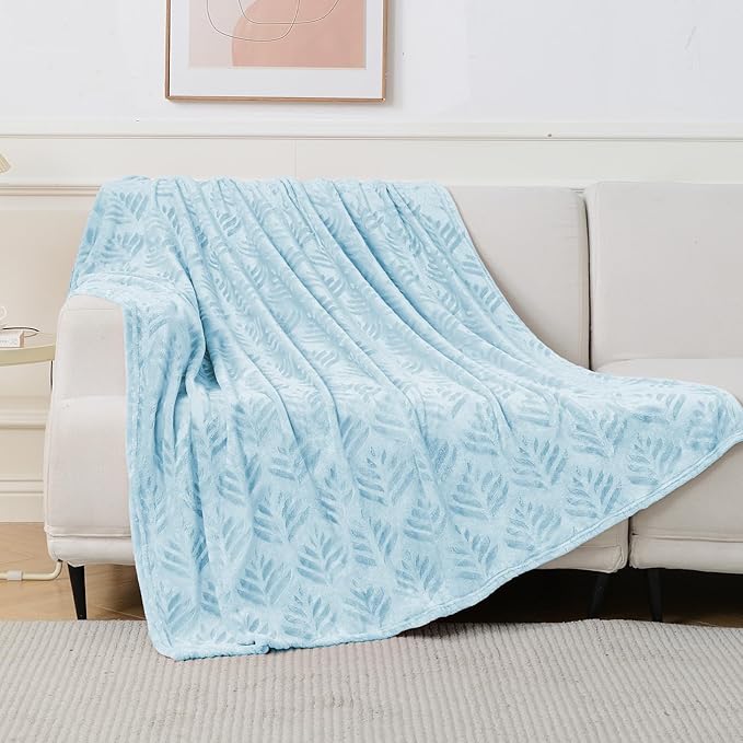 Exclusivo Mezcla Queen Size Fleece Blanket for Bed, Super Soft and Cozy Blankets All Season Use, Leaves Pattern, Plush Fuzzy Lightweight, Ice Blue, 90x90 Inch