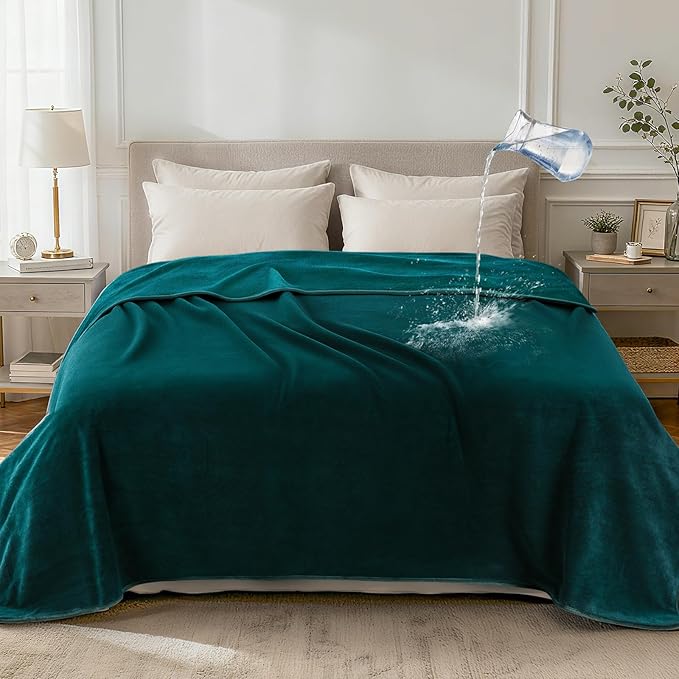 LOOBANI Waterproof Blanket for Bed: Reversible Leakproof King Size Bed Blankets 85" x 108", Soft Flannel & Coral Fleece Bed Blankets Water Resistant for Couch Sofa, Family Camping, Green