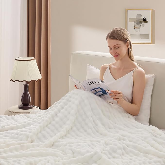 3D Bubble Plush Blanket Textured Fleece Throw Soft Warm Cozy Blanket Couch Bed Twin Snow White 60x80 Inches