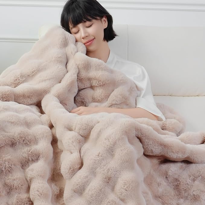 Super Comfort Oversized Warm Thick Bubble Luxury Plush Rabbit Faux Fur Throw Blanket, Fluffy Blanket,Soft Cozy Blanket for Couch Chair Bed Sofa Living Room (Wheat, 50inX60in)
