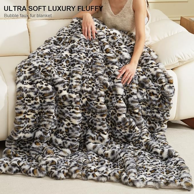 Soft Faux Rabbit Fur Throw Blanket Luxury Super Comfy Double Sided Ultra Cozy Thick Warm Fluffy Blanket for Couch Chair Sofa Bed Living Room Camping, Plush Fuzzy Bubble Blanket, 970 GSM, 50''x60''