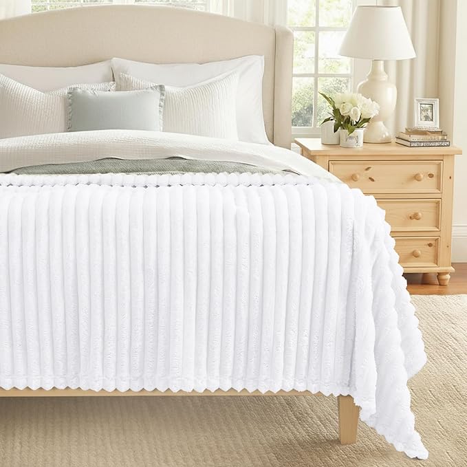 decorUhome Soft Fleece White Blanket Queen Size for Bed, Cozy Fluffy Plush Flannel Large Striped Throws for Couch Sofa, Lightweight Decorative Fuzzy Blanket for Woman, 90x90 Inches