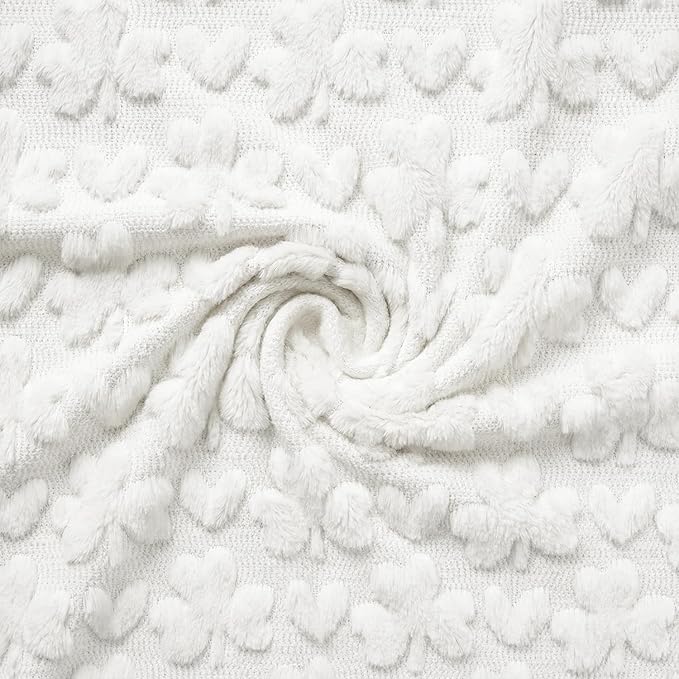 Horaldaily St. Patrick's Day Solid Blanket Throw, White Shamrock Heart Soft Fuzzy Plush Faux Fur Cozy Blankets for Couch Sofa Bed Lounging, Ideal Gifts for Kids Adults Wife Self, 50x60