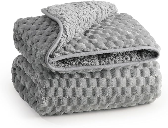 Super Soft Luxury Fleece Sherpa Weighted Blanket for Teens, 3lbs Small Weighted Lap Blanket for Adults, Turtle Shell Cozy Warm Throw for Winter, Compact Heavy Blanket for Sleep & Travel, Grey, 36"x48"