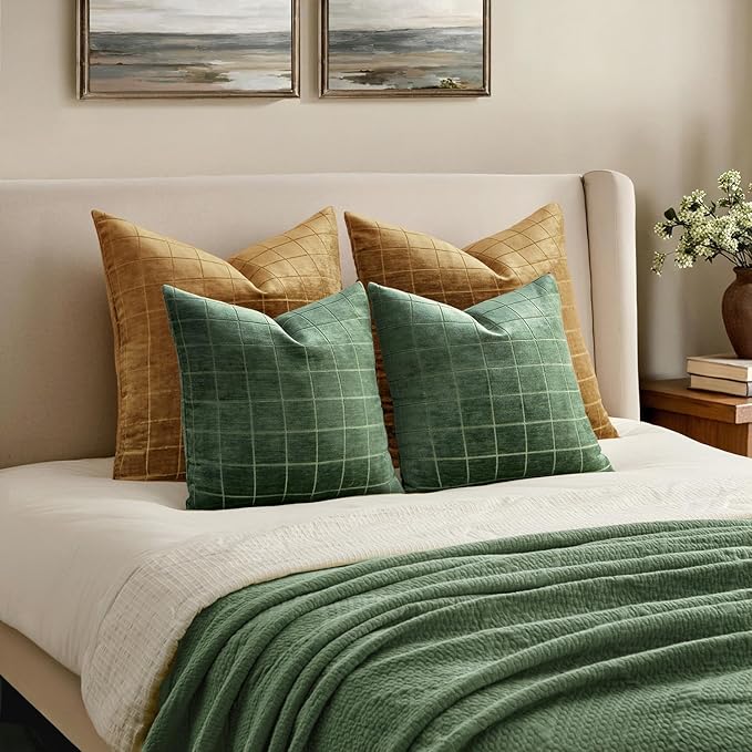 MIULEE Decorative Chenille Check Throw Pillow Covers Vintage Plaid Couch Pillows 22x22 Inch Set of 2 Neutral Boho Cushion Covers Modern Spring Home Decor for Sofa Bed Living Room Moss Green