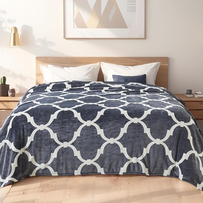 Richave Gray Pattern Queen Size Blanket,Premium Lightweight Anti-Static 90x90 Inches Throw Blankets for Queen Full Bed,Couch, Sofa, Chair, Camping, Picnic,Grey and White