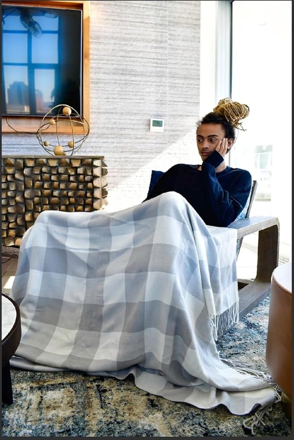 Blankets - Buffalo Plaid Throw Blanket - Decorative Classic Blanket - Comfortable & Ultra-Soft - Lightweight & Indoor Outdoor Blanket, Living Room, Couch, Travelling Good for All Seasons, Gift for Him