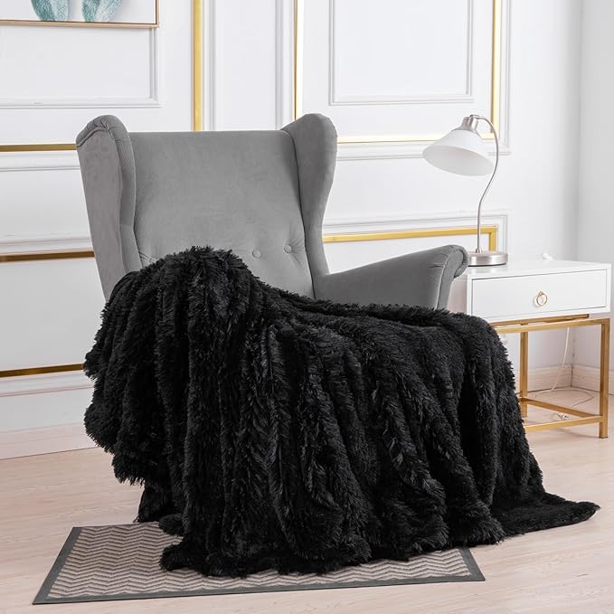 YUSOKI Long Faux Fur Twin Size Blanket,2 Layers,3.4lb for Bed Couch Home Décor Gifts Men (Black,60" x 80")