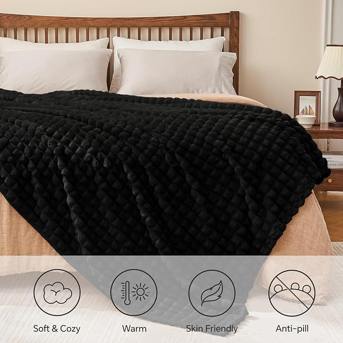 BEDELITE Black Throw Blanket for Couch and Bed- Super Soft and Warm 3D Checkered Fluffy Fuzzy Fleece Blanket, Luxurious Plush Cozy Blanket for Room Decor Fall and Winter, 50x60 inches
