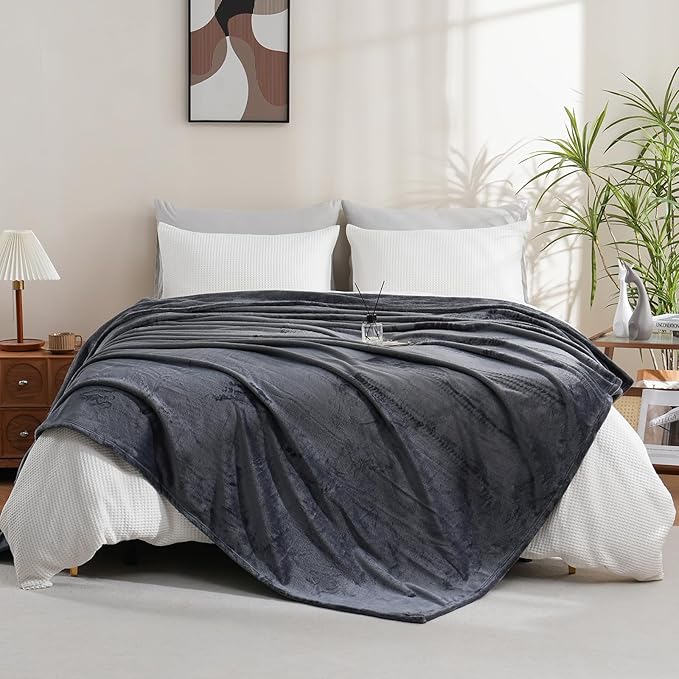 Fleece Blanket King Size, Silky Flannel Fuzzy Blankets for All Season, Cozy Lightweight Blanket for Couch, Bed, Sofa, 108" x 90", Gray, King