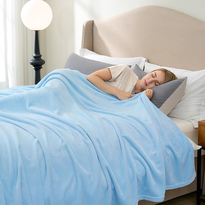 Hansleep Fleece Light Blue Queen Blanket, Super Soft Flannel Fuzzy Plush Cozy Blanket for All Seasons, Light Blue, Queen 90x90 Inches