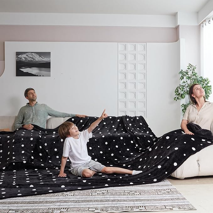COOVA Oversized King Fleece Blanket 120x120 inches, Soft Cozy Warm Giant Extra Large 10'x10' Blanket for Bed, Sofa, Couch,Travel, Camping, California Huge Flannel Big Throw Blanket, Black/White Dots