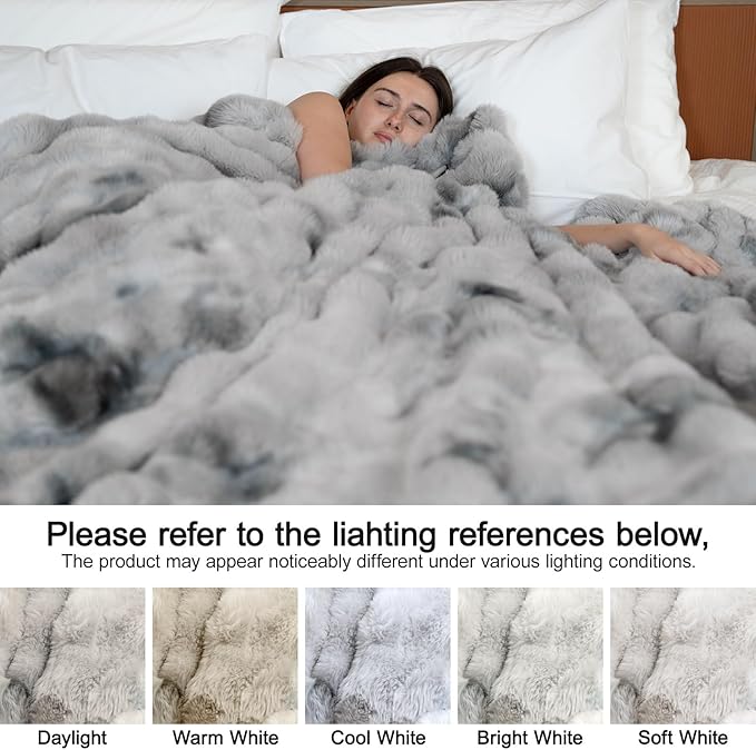 Premium Double-Sided Faux Fur Twin Blanket for Couch, Ultra Soft Gray Cozy Plush Fluffy 3D Bubble Blanket, for Bedroom Living Room Nap Travel Home Decor, 60" x 80"