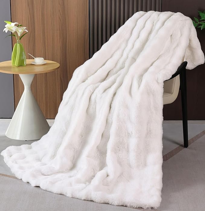 Cream Beige Faux Fur Throw Blanket for Couch, Double-Sided Bubble Textured Plush Blanket with Soft Flannel Back, Decorative Throw for Sofa or Bed, Machine Washable, 50 x 60, 860 GSM