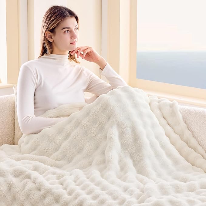 NEWCOSPLAY Twin Blanket for Couch Ivory Super Soft Flannel Fleece 3D Bubble Lightweight Bed Blanket All Season Use (Ivory, Twin(60"x80"))