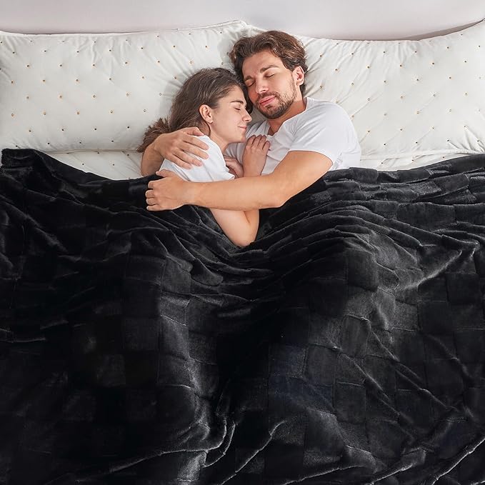 Cozy Bliss Checkered Faux Rabbit Fur Blanket King Size for Bed, Soft Fuzzy Blankets for Women Men, Large Furry Fleece Throw for Bedroom Decor (Black,108" x 90")
