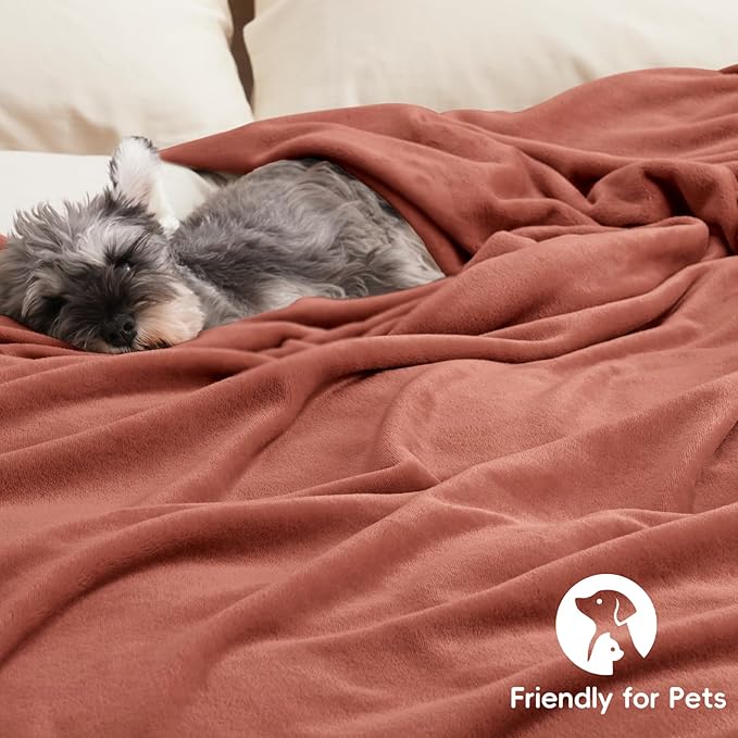 PHF Ultra Soft Fleece Blanket Queen Size, No Shed No Pilling Luxury Plush Cozy 300GSM Lightweight Blanket for Bed, Couch, Chair, Sofa, Perfect Decorations Gifts, 90" x 90", Tomato Red