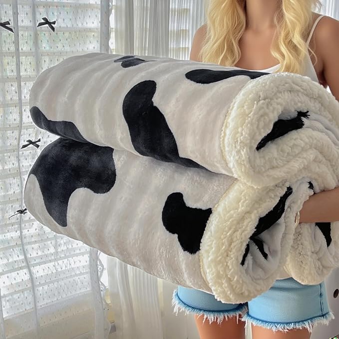 Twin Size Blanket Gift for Women Girl - Fleece Soft Cozy Fuzzy Blankets for Bed Couch Winter All Season 45x60 Inches