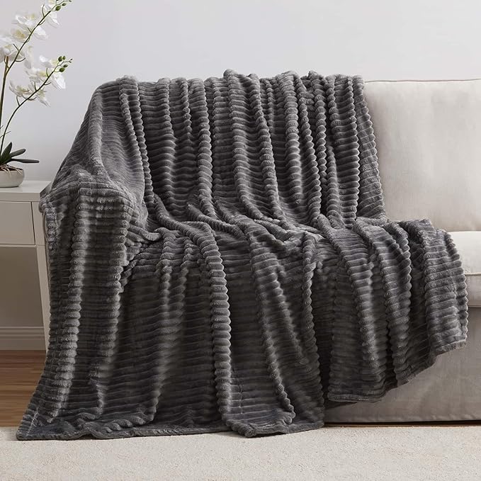 Nestl Grey Throw Blanket for Couch - Cozy Warm Fuzzy Blankets for Women, Plush Small Fleece Throws for Girls - Gray, 50 x 60 Inches