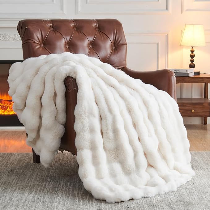 NEWCOSPLAY Faux Fur Twin Blanket Ivory Luxury Fluffy Thick Warm Bubble Blanket for Couch Sofa Bed 1000GSM (Ivory Bubble Thick, Twin(60"x80"))