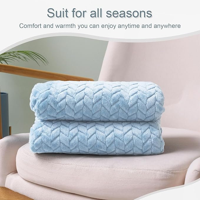 Exclusivo Mezcla Fleece Throw Blanket for Couch and Bed, 50x70 Inches Soft Cozy Jacquard Flannel Blankets, Lightweight Fuzzy Plush Warm Throws for Women, Light Blue