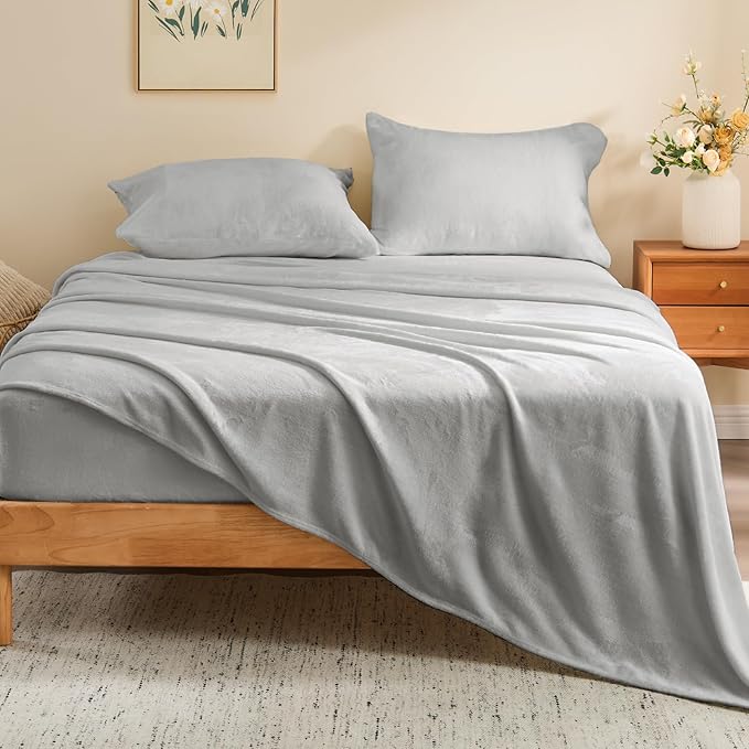 BEDELITE Flannel Sheets Full Size Light Grey - Super Soft Fleece Sheets Set Fluffy Extra Plush, 4 Piece(Include Fitted Sheet, Flat Sheet, 2 Pillowcases)