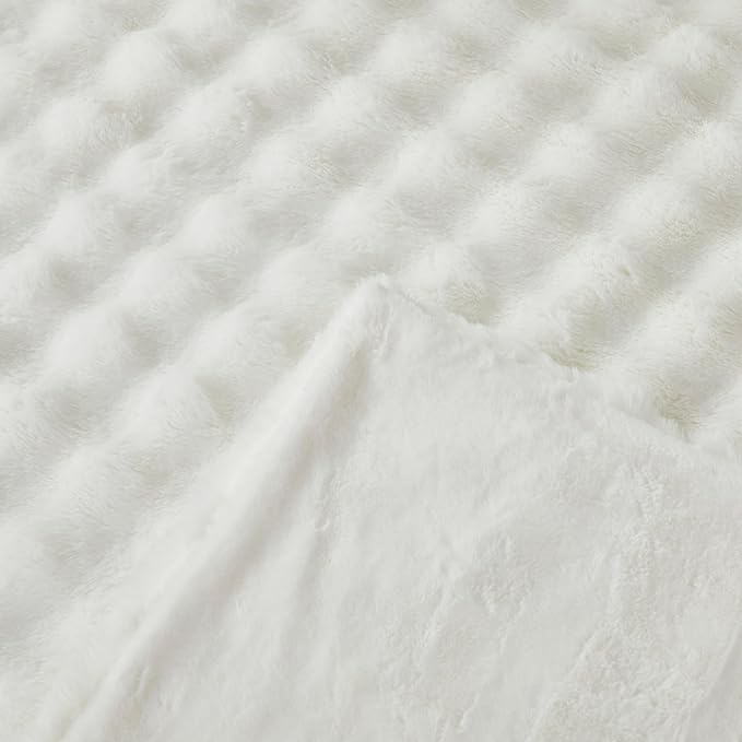 Faux Fur Throw Blanket for Couch Cozy Fuzzy Soft Plush Thick Fluffy Fleece Bubble Blanket for Sofa Bedroom Living Room, 63x79 Inches White