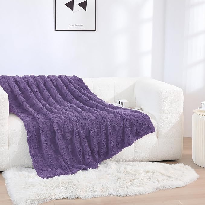 Lavender Fleece Throw Blanket 50”×60” for Couch Sofa Bed,Super Soft Cozy Plush Microfiber Flannel Blanket with 3D Checkered Design Lightweight for Adults,Woman,Girls