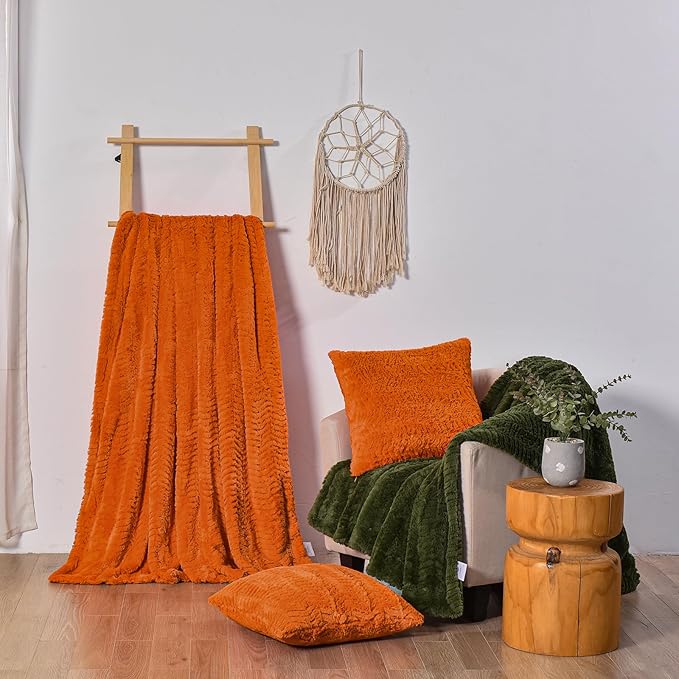 YUSOKI Luxury Faux Fur Blanket for Queen Size Bed 2 Layers,7.3lb,All Ages,Home Decoration Without Pillows (Burnt Orange,90"x90")