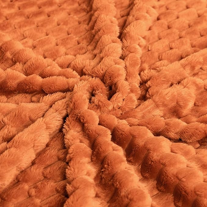 Bnuitland Orange Flannel Throw Large Blanket (Queen Size 90X90 inches), 300 GSM Fleece Cozy Warm Soft Home Decor Lightweight Bed Blanket for Adults,Suitable for All Seasons.