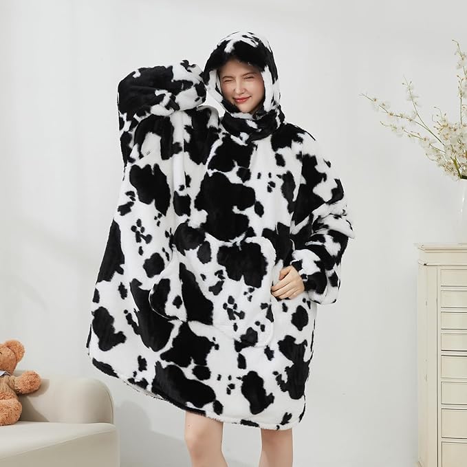 Softan Blanket Hoodie, Oversized Fleece Wearable Blankets for Women and Men Gifts, Cozy Warm and Soft Sweatshirt Blanket with Large Pocket, Cow Print