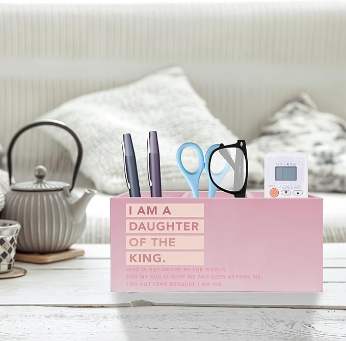 Pink Christian Makeup Brush Holder, Daughter of the King Bible Verses Pen Holder Organizer for Dorm Bedroom Desk Accessories, Pink Preppy Toothbrush Holders for Girly Bathroom