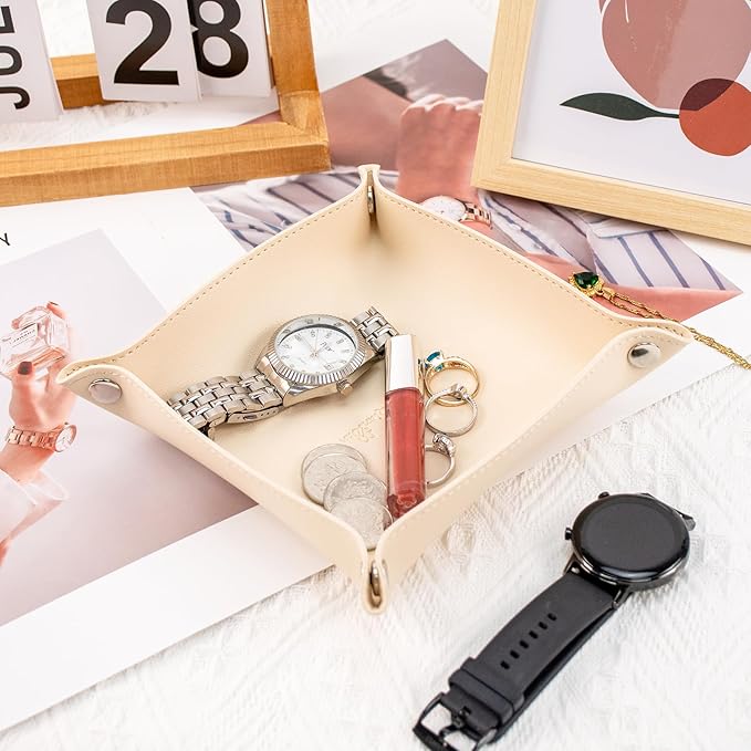 SANQIANWAN PU Leather Arc Edge Jewelry Valet Tray for Man and Women, Portable Mini Entryway Table Tray Bedside Nightstand Desk Tray Small Travel Dish Plate for Key,Wallet,Watch,Coin (Beige)