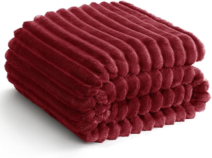 Soft Deep Red Twin Blanket for Bed - Cozy Fleece Blanket for Women, Fluffy Lightweight Bed Blankets Graduation Birthday Gifts for Her Him, Spring Home School Dorm Decor, Deep Red, 60x80 Inches