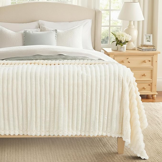 decorUhome Soft Fleece Cream White Blanket Queen Size for Bed, Cozy Fluffy Plush Flannel Large Striped Throws for Couch Sofa, Lightweight Decorative Fuzzy Blanket for Woman, 90x90 Inches