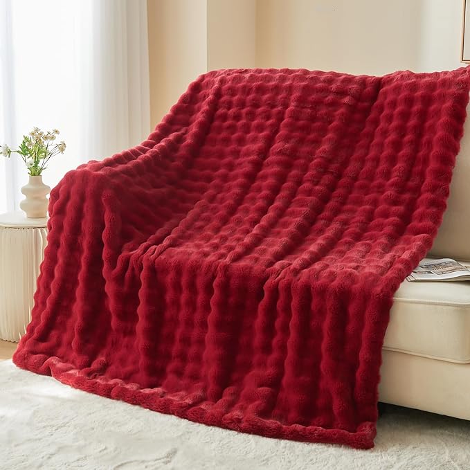 NEWCOSPLAY Faux Fur Twin Blanket Red Bubble Blanket Thick Warm Soft for Couch Sofa Bed 550GSM (Red, Twin(60"x80"))