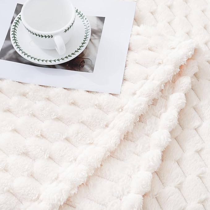Bnuitland Oversized King 3D Jacquard Flannel Blanket 120x120 Inches, 300GSM Soft Fuzzy Leightweight for Bed,Sofa,Couch, Extra Large Fleece 10x10 Huge Blanket for Whole Family, Ivory