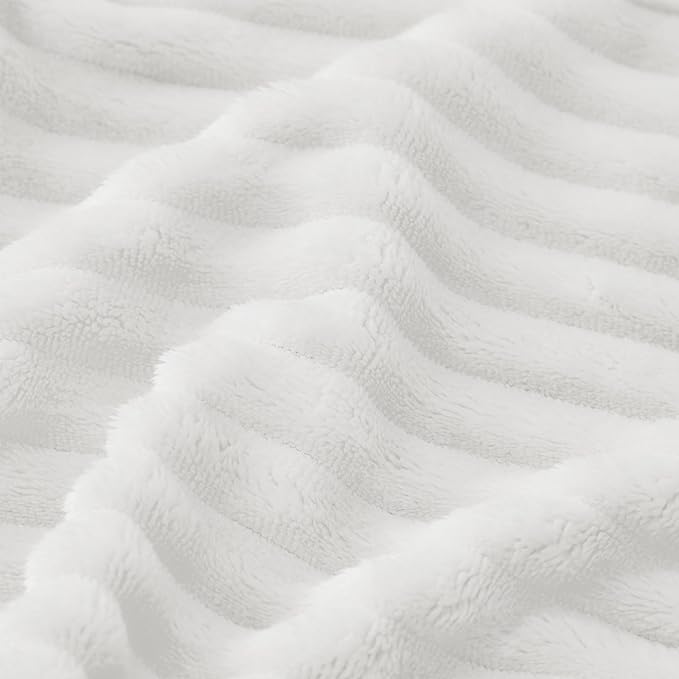 Bnuitland Fleece Throw Blanket for Couch, 300GSM Soft Warm Cozy Fluffy White Throw for Adults & Kids, Stripe Pattern 50"x60", All Season Sofa Bed Blanket for Home Decor
