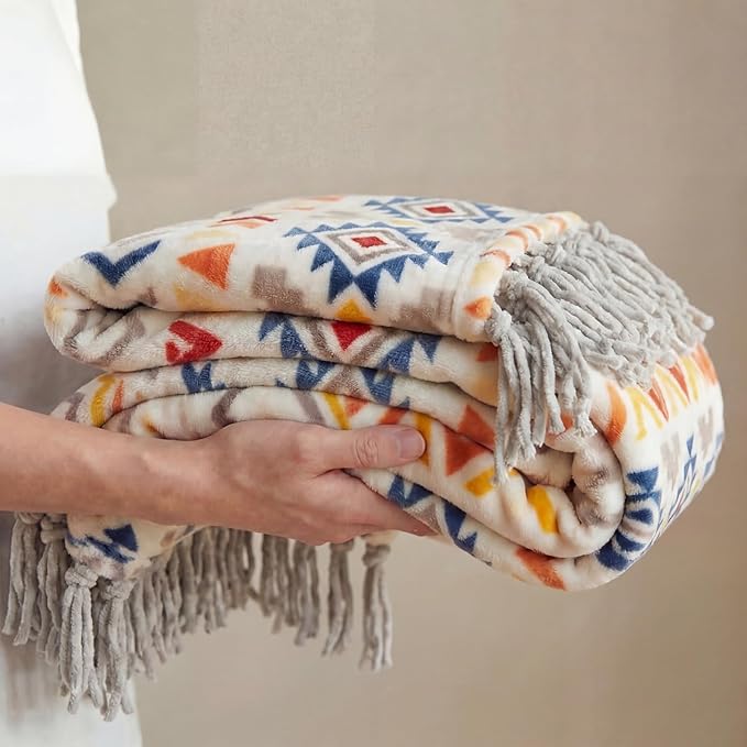 CASAAGUSTO Boho Throw Blanket - Colorful Decorative Blankets with Tassel, Printed Flannel Bohemian Blanket for Chair, Bed, Sofa, Couch(60 * 80, Colorful)