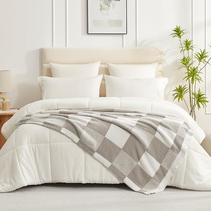 Snuggle Sac Checkered Blanket, Grey Throw Blanket for Couch Checker Microfiber Fluffy Warm Fuzzy Cozy Soft Throw Blanket Reversible Checkerered Blankets for Sofa, Chair, Bed, 60x80 inches