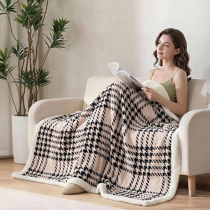 Cozy Flannel Throw Blanket Queen Size - Soft Plush Fleece for Women Girls, Perfect (Christmas/Birthday), Decor for Bed & Couch, All Seasons