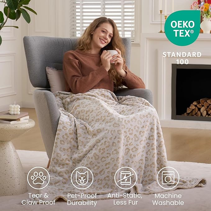 Joiedomi Throw Blanket for Couch, Soft Fleece Blankets Gifts for Women Mom Girls, 280GSM Cozy Cute Soft Throw Home Room Decor Aesthetic Gifts 50x60 Inches