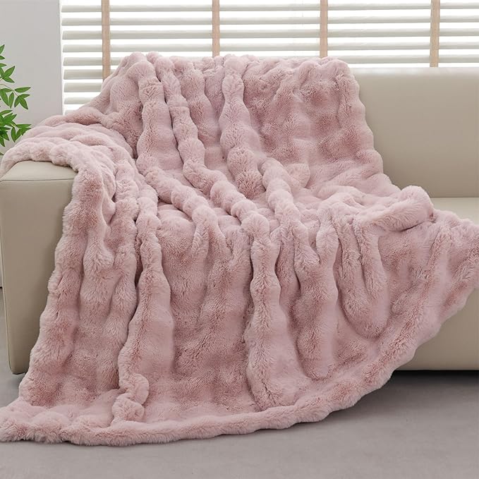 Faux Fur Throw Blanket,60x80 Inch Pink Soft Fluffy Plush Blanket for Bed, Sofa & Bedroom Décor Washable Gifts for Women