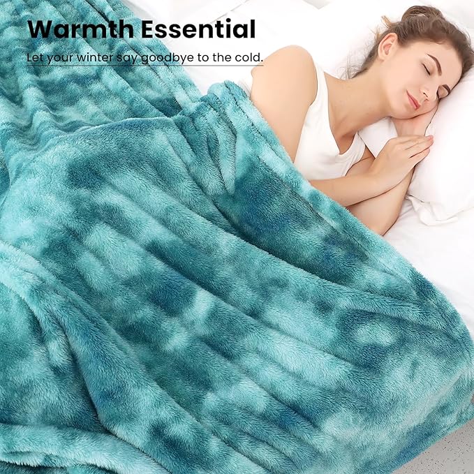 Plush Throw Blanket, Luxury Cozy Fleece Microfiber Cover for Sofa, Couch, Bed Styling, Soft Warm Lightweight Comfort Blanket, Modern Home Decor, Travel Camping Gifts