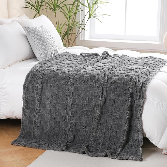 Grey Fleece Throw Blanket 60”×80” for Couch Sofa Bed,Super Soft Cozy Plush Microfiber Flannel Blanket with 3D Checkered Design Lightweight for Adults,Woman,Girls